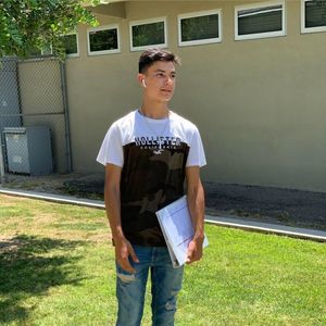 Meet your Posher, Chris